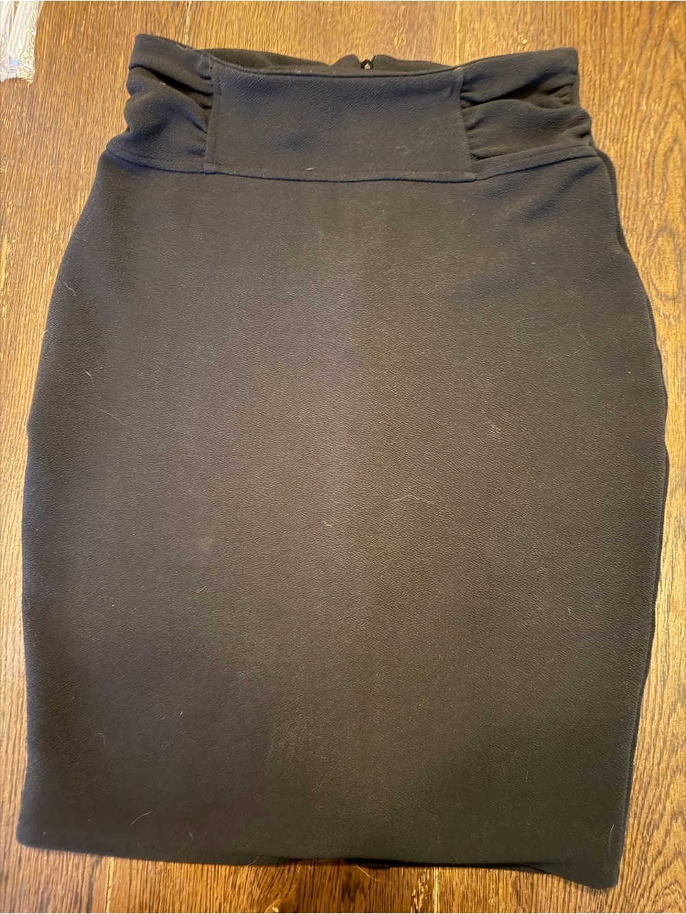 Sleek Black High-Waist Pencil Skirt